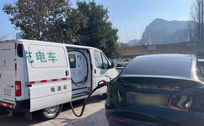 莲湖区汽车搭电